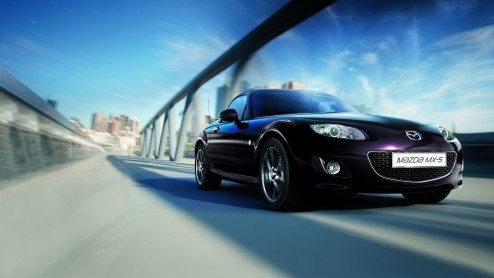 Nu het voorjaar feitelijk op komst is komt de MX-5 weer om de hoek kijken. Mazda introduceert de MX-5 Kyudo, een speciale uitvoering met onder meer bruin leder en gentegreerde navi. Das prettig toer