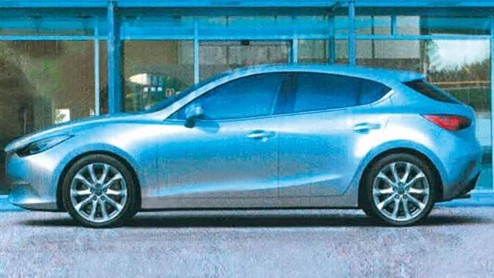 Een bron binnen de catacomben van Mazda heeft fotos van de mogelijk nieuwe Mazda3 overhandigd aan het Britse AutoExpress. Dat zal Mazda niet heel erg waarderen, want de nieuwe Mazda3 debuteert pas ro
