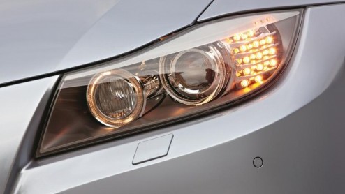 De laatste paar maanden voor de huidige BMW 3 Serie zijn geteld. Voor dat het zover is heeft BMW de 320d Touring EfficientDynamics Edition in de aanbieding. Letterlijk. Zakelijke rijders rijden dan, v