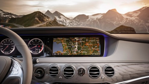 De updates van kaarten voor auto-navigatiesystemen verschillen fors in prijs. Regelmatige updates zijn absolute noodzaak voor goed gebruik van navigatiesystemen, maar er zijn fikse prijsverschillen.