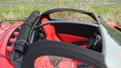 Secma F16 Roadster nu ook in Nederland verkrijgbaar. Snelle roadster met Frans-DNA weegt nog geen 560 kilo. Wie durft?!