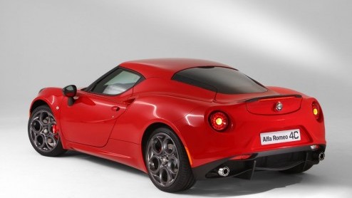 Alfa Romeo 4C beleeft Nederlands debuut in Louwman Museum
