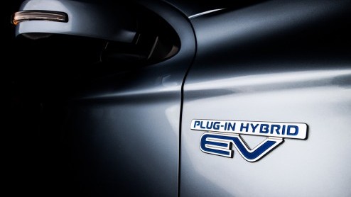 Exemplaren Mitsubishi Outlander PHEV vandaag in productie gegaan.