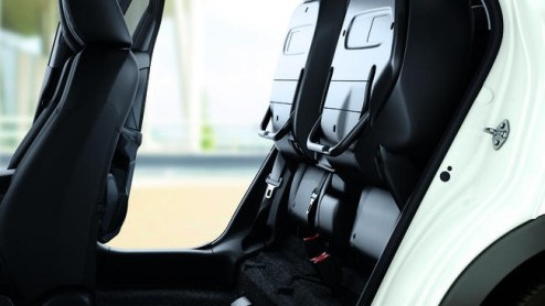 Na de introductie van hybrides stapt Honda de komende tijd in de wereld van downsizing. De nieuwe Honda Civic wordt vanaf april leverbaar met een kleinere en toch krachtige diesel, die als eerste uit