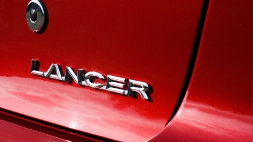 De wederopbouw van het gamma van Mitsubishi begint duidelijker vormen te krijgen. De afgelopen tijd mochten we al een nieuwe Pajero en Outlander verwelkomen en nu staat er een compleet nieuwe Lancer k