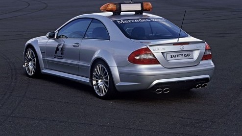 Mocht het dit jaar niet goed gaan met Mercedes in de Formule 1 dan is er te hopen dat er veel ongelukken gebeuren. In dat geval rijdt er namelijk wel een Mercedes voorop. Voor het 10e achtereenvolgend