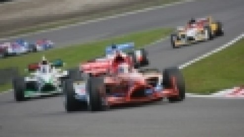 Na de race in Nieuw Zeeland waren de talenten van de toekomst dit weekend in Australi. Op het 3,9 km lange circuit van Eastern Creek nabij Sidney werd op het scherpst van de snede gevochten voor elke