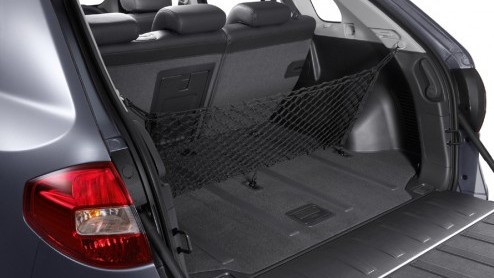 In tegenstelling tot in het segment der MPVs heeft Renault bij de SUVs even de kat uit de boom gekeken. Nu de hoog op poten staande modellen een succes blijken te zijn, kan ook de Franse fabrikant n