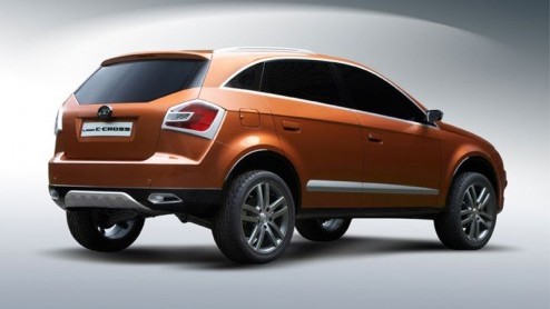 Ook Lada ziet in dat de SUVs en crossovers in thuisland Rusland niet aan te slepen zijn. Tja, wat doe je dan? Je koopt een Mazda CX-7 en bouwt hem na. Vervolgens plak je hier en daar een Lada-badge o