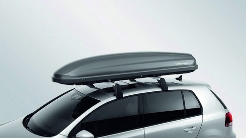Vind je de nieuwe Golf VI nog iets te gewoontjes, en wil je niet wachten op de GTI? Misschien is dan deze subtiele bodykit een (voorlopig) alternatief. Hij wordt er niet sneller door, maar dat hoeft n