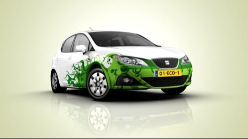 De nieuwe Seat Ibiza Ecomotive staat nu in de Seat-showroom. Deze extra zuinige diesel kost minimaal 19.395 euro en is zowel leverbaar als driedeurs SC als vijfdeurs. Met een verbruik van 3.7l/100km k