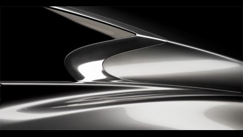 Het bij ons nog jonge merk Infiniti heeft een nieuwe coupe in de pijplijn. De Japanners hebben alvast een teaser van het studiemodel 'Essence' vrijgegeven om het publiek alvast op te warmen. Op de Aut