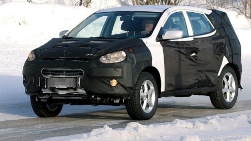Hyundai heeft met de Tuscon een groot verkoopsucces geboekt. Door de jaren heen kreeg de Koreaan gezelschap uit Duitsland, en heeft de midi-SUV zijn langste tijd gehad. Dat weet Hyundai ook, en dus wo