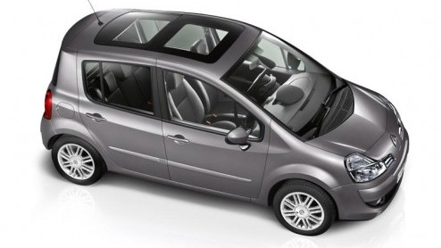 Renault onthult een gelimiteerde versie van de Grand Modus. Deze draagt de toepasselijke naam Exception en is volgestopt met allerlei comfortverhogende luxe. Ook Nederland wordt met deze speciale uitv