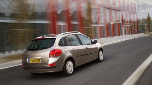 Renault biedt voor slechts 595 euro en LPG installatie aan voor de 1.4 en 1.6 16V benzinevarianten van de Clio Hatchback en Estate. Ook de (Grand) Modus kan voor weinig op LPG rijden.