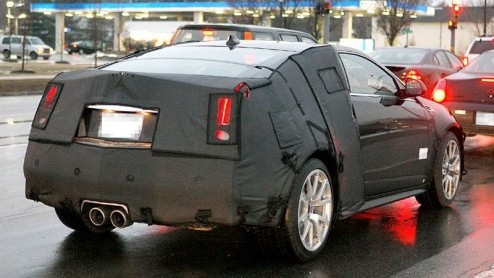 Zou GM echt stoppen met het High Performance Vehicle Operations team, zodat we geen snelle Chevys en Cadillacs meer tegmoet kunnen zien. Bijgaande beelden  vandaag vastgelegd - tonen de Cadillac CTS