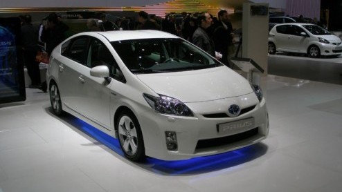 De toonaangevende autosalon van Genve opent komende donderdag 5 maart weer haar deuren. Tot zondag 15 maart kun je je vergapen aan al het moois op vier wielen. Autovandaag ging je alvast even voor en