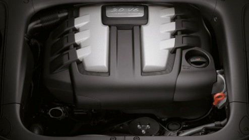 De Porsche Cayenne heeft sinds zijn komst in 2002 een ware schokgolf veroorzaakt. Deze sportieve mastodont uit Zuffenhausen bereikte onlangs een mijlpaal. Vandaag rolde het 250.000e exemplaar van de b