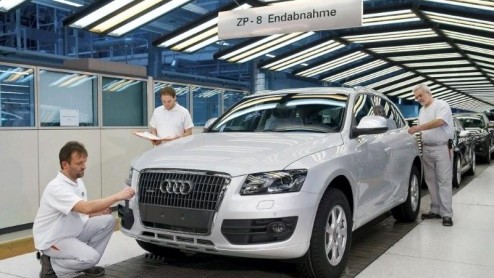 Crisis of niet, bij Audi hangt nu de vlag uit. Het merk sloot 2008 af met de beste omzet-, winst-, productie- en verkoopcijfers ooit. Het is het dertiende jaar op rij met een groei van het aantal verk