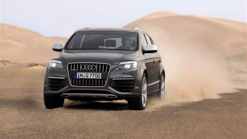 Audi presenteert op de AutoRAI 2009 twee spraakmakende topmodellen uit de collectie, te weten de Audi R8 5.2 FSI quattro en de machtige Q7 met 6.0 TDI V12. Haastig meldt het merk dat ook de meer gangb