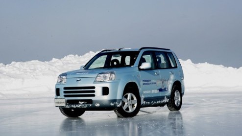 Nissan heeft het volste vertrouwen om in 2015 een brandstocelauto op de markt te brengen. Het gaat om de X-Trail FCV, die onlangs zich kranig hield in barre koudetests.