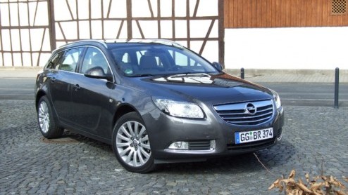 Samen met de stationversie van de Opel Insignia, de Sports Tourer, introduceert de Duitse fabrikant eveneens een tweetal nieuwe motoren, die ook in de sedan en hatchback beschikbaar komen. Daarmee sti
