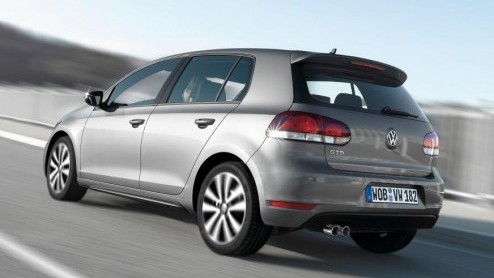 Nu de Volkswagen GTI op dit moment aan de pers wordt voorgesteld, is het tijd voor nog een sportief topmodel uit de Golf-reeks. Daarvoor haalt Volkswagen de 'GTD' van stal, met 170 pk diesel en een ei
