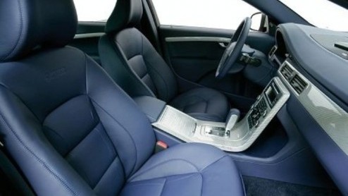 De firma Heico weet wel raad met Volvo's. Dit keer is de nieuwe XC60 onder handen genomen, waarna de Zweed veel sportiever in het leven staat, zonder afbreuk te doen aan het oorspronkelijke ontwerp.