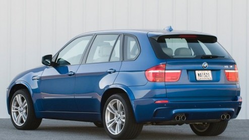 De collectie ultieme SUVs uit Beieren is een feit. BMW presenteert de X5 M en X6 M. Samen goed voor 1110 pk en heel veel rijplezier....