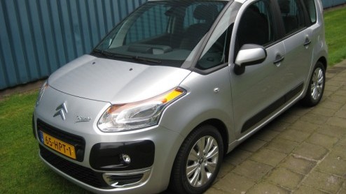 Dat de Citron C3 Picasso boordevol ruimte zit geloven we graag. Niet voor niets spreken zijn makers van een spacebox. Maar omdat wij ons kunnen voorstellen dat de C3 Picasso lang niet altijd tot de n
