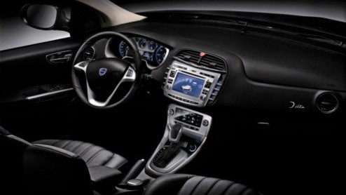 De Lancia Delta is nu leverbaar met nog een nieuwe motor. Naast een extra sterke turbodiesel doet nu een 200 pk sterke turbobenzinemotor zijn intrede, met -jawel- een groen energielabel. Je krijgt de 