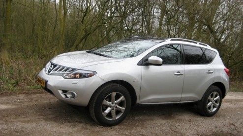 Na de brutale toestroom van Infiniti-modellen in ons land zouden we bijna vergeten dat zustermerk Nissan ook aan luxe SUVs doet. En raad eens: de vernieuwde Nissan Murano 3.5 V6 heeft ons behoorlijk
