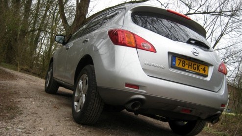 Na de brutale toestroom van Infiniti-modellen in ons land zouden we bijna vergeten dat zustermerk Nissan ook aan luxe SUVs doet. En raad eens: de vernieuwde Nissan Murano 3.5 V6 heeft ons behoorlijk