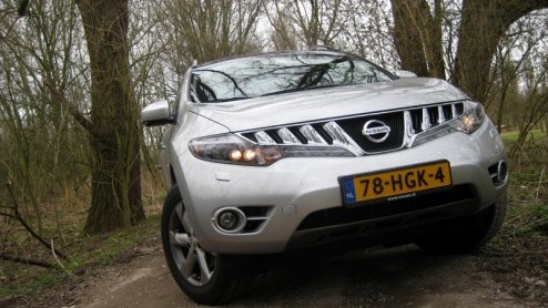Na de brutale toestroom van Infiniti-modellen in ons land zouden we bijna vergeten dat zustermerk Nissan ook aan luxe SUVs doet. En raad eens: de vernieuwde Nissan Murano 3.5 V6 heeft ons behoorlijk