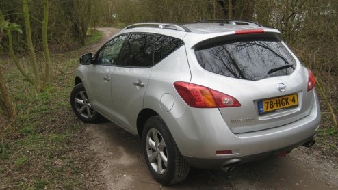 Na de brutale toestroom van Infiniti-modellen in ons land zouden we bijna vergeten dat zustermerk Nissan ook aan luxe SUVs doet. En raad eens: de vernieuwde Nissan Murano 3.5 V6 heeft ons behoorlijk
