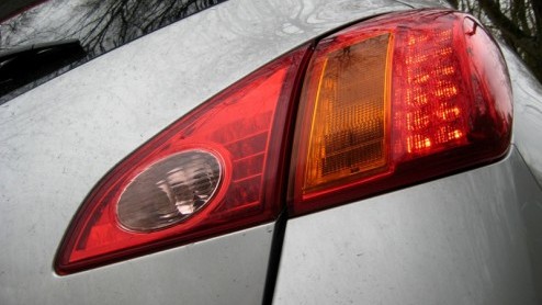 Na de brutale toestroom van Infiniti-modellen in ons land zouden we bijna vergeten dat zustermerk Nissan ook aan luxe SUVs doet. En raad eens: de vernieuwde Nissan Murano 3.5 V6 heeft ons behoorlijk