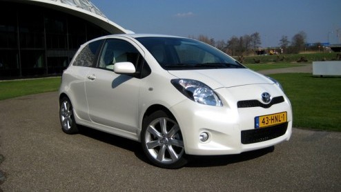Wie in de markt is voor een sportieve compacte hatchback heeft ruime keuze. De Ford Fiesta Sport en Mitsubishi Colt Ralliart bijvoorbeeld hebben er een geduchte concurrent bij. Toyota heeft namelijk d