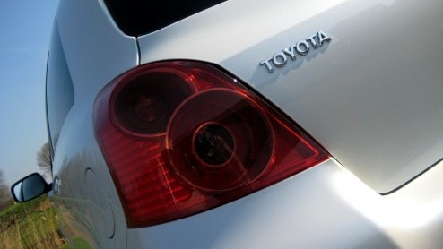 Wie in de markt is voor een sportieve compacte hatchback heeft ruime keuze. De Ford Fiesta Sport en Mitsubishi Colt Ralliart bijvoorbeeld hebben er een geduchte concurrent bij. Toyota heeft namelijk d