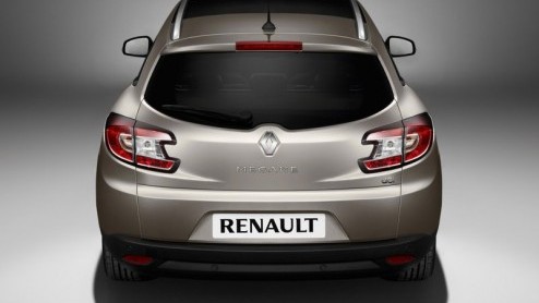 Renaults nieuwe Mgane Estate is klaar voor de start. De kersverse gezins-Fransman staat volgende maand bij de dealer en is geprijsd vanaf een scherpe 18.900 euro. Voor leaserijders is de Mgane Esta