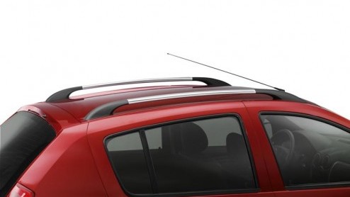 Dacia koos voor de presentatie van de Sandero Stepway een bijpassende locatie: de Nationale Dacia meeting in Biddinghuizen. Deze stoere versie van de Sandero kan vanaf volgende maand worden besteld en