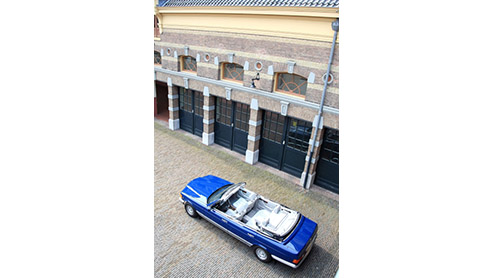 Ter ere van de honderdste geboortedag van wijlen Koningin Juliana vindt er op Paleis Het Loo in Apeldoorn een speciale tentoonstelling plaats. En van de pronkstukken van deze expositie, is de Mercede