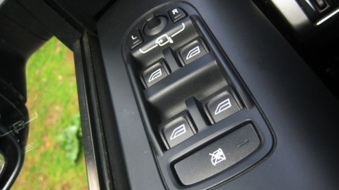 Een Land Rover met energielabel C? Dat kan echt, daarvoor moet je bij de Freelander TD4_e zijn. De Benjamin van het Britse merk gaat als eerste familielid voor zuinig met het nieuwe Stop/Start syste