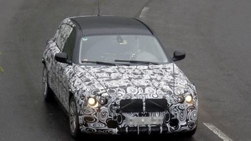BMW is er maar druk mee. De 5-serie GT staat te trappelen, de X1 nadert zijn officile onthulling en nu is ook de nieuwe 1-serie in de maak. Deze E87 staat voor 2011 gepland, en inmiddels rijden enk
