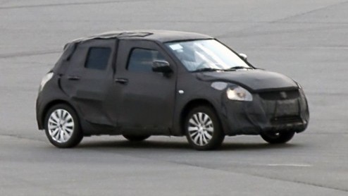 Suzuki heeft bijzonder goed gescoord met hun Swift. Maar, om iedereen tevreden te houden staat er een nieuwe versie op de agenda. Deze debuteert op de Autosalon van Parijs in 2010, maar nu zijn al bee