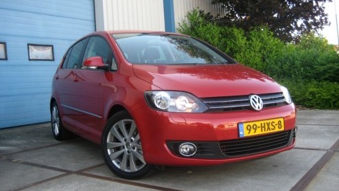 De Volkswagen Golf Plus was bij zijn introductie in 2005 aanvankelijk bedoeld als praktische opvolger van de vierde generatie Golf Variant. Daar kwam het merk echter op terug, de Plus trok namelijk he