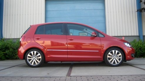 De Volkswagen Golf Plus was bij zijn introductie in 2005 aanvankelijk bedoeld als praktische opvolger van de vierde generatie Golf Variant. Daar kwam het merk echter op terug, de Plus trok namelijk he