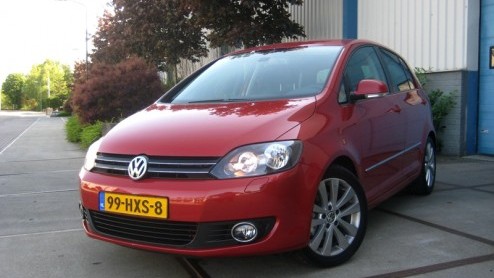De Volkswagen Golf Plus was bij zijn introductie in 2005 aanvankelijk bedoeld als praktische opvolger van de vierde generatie Golf Variant. Daar kwam het merk echter op terug, de Plus trok namelijk he