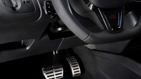 Seat belooft met de Ibiza een compacte, sportieve hatch in het gamma te hebben. Deze claim wordt binnenkort volledig waargemaakt met de Ibiza Cupra, FR en Bocanegra. Dit gepeperde trio beschikt over e