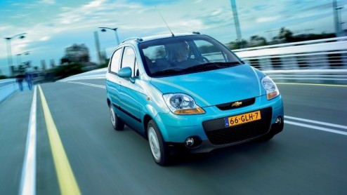 De Chevrolet Matiz zit zijn laatste dagen uit, in afwachting van zijn opvolger Spark. Met onmiddellijke ingang is de compacte stadsauto als Runner+ leverbaar, voorzien van airco, stuurbekrachtiging en