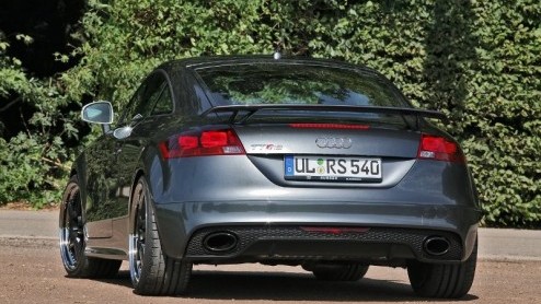 Wie had dat gedacht: na de komst van de Audi TTS met 272 pk had men in Ingolstadt nog een overtreffende trap in petto, de TT RS. Met 340 pk en de rentree van de vijfcilinder turbomotor een spektakel o